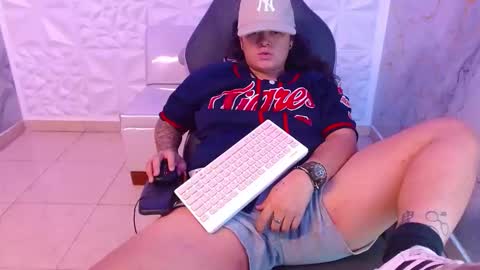 Snowflake online show from March 4, 2026, 4:40 am