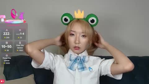 yume_ko online show from October 26, 2025, 7:20 pm