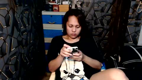 yumi online show from July 28, 2026, 7:39 pm