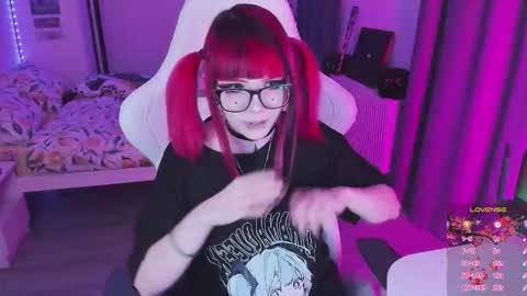 Snapshot of yumi_youkai chatting on February 10, 2026, 4:55 pm Yumi 3 online show from February 10, 2026, 4:55 pm