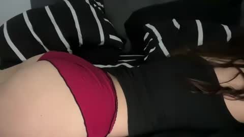 Snapshot of yummyybby chatting on October 24, 2025, 6:26 pm yummyybby online show from October 24, 2025, 6:26 pm