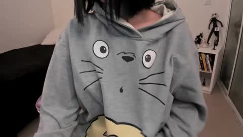 Yuna online show from January 23, 2025, 10:33 pm