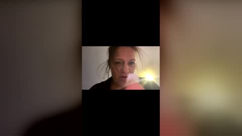 Snapshot of yungdumnfullacum chatting on March 12, 2026, 10:21 am yungdumnfullacum online show from March 12, 2026, 10:21 am