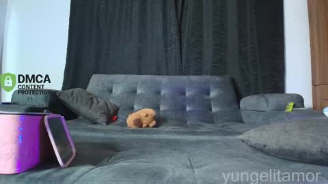 Snapshot of yungelitamor_ chatting on November 6, 2025, 5:08 am ELITA online show from November 6, 2025, 5:08 am