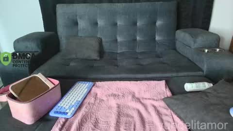 Snapshot of yungelitamor_ chatting on November 19, 2025, 4:45 am ELITA online show from November 19, 2025, 4:45 am