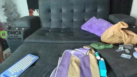 Snapshot of yungelitamor_ chatting on January 8, 2026, 4:48 am ELITA online show from January 8, 2026, 4:48 am