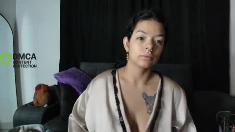 Snapshot of yungelitamor_ chatting on April 6, 2026, 4:57 am ELITA online show from April 6, 2026, 4:57 am