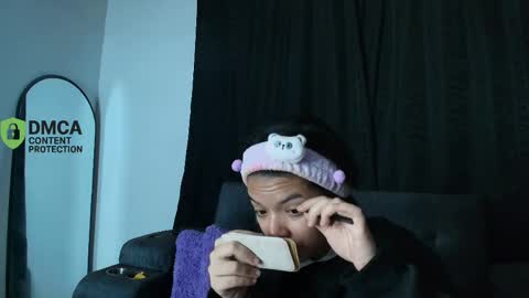 Snapshot of yungelitamor_ chatting on June 2, 2026, 4:58 am ELITA online show from June 2, 2026, 4:58 am