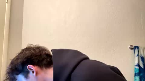 Snapshot of yungstudbev chatting on December 3, 2024, 4:47 am yungstudbev online show from December 3, 2024, 4:47 am