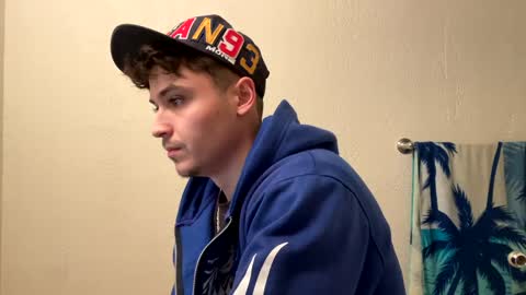 Snapshot of yungstudbev chatting on December 22, 2024, 4:06 am yungstudbev online show from December 22, 2024, 4:06 am