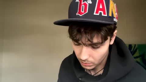 Snapshot of yungstudbev chatting on February 2, 2025, 7:04 pm yungstudbev online show from February 2, 2025, 7:04 pm