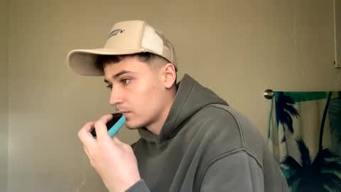 Snapshot of yungstudbev chatting on February 18, 2025, 9:09 pm yungstudbev online show from February 18, 2025, 9:09 pm