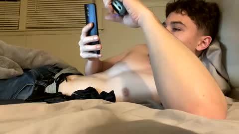 Snapshot of yungstudbev chatting on February 28, 2025, 3:37 am yungstudbev online show from February 28, 2025, 3:37 am