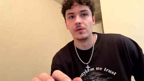 Snapshot of yungstudbev chatting on October 10, 2025, 7:35 pm yungstudbev online show from October 10, 2025, 7:35 pm