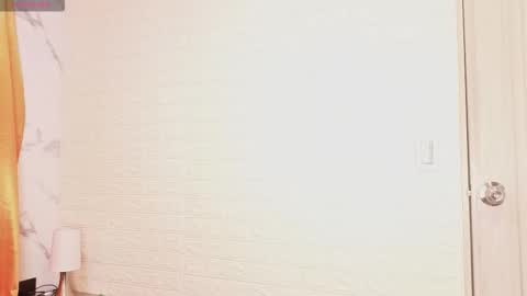 yunkeyc online show from October 18, 2025, 4:26 am