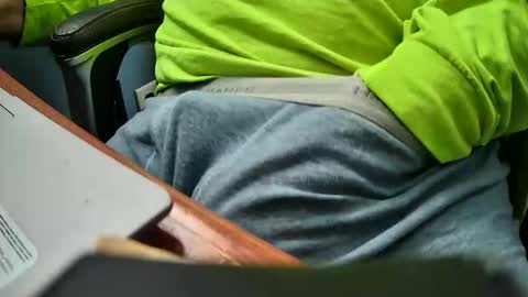 Snapshot of yuppers1234 chatting on January 8, 2026, 5:15 pm yuppers1234 online show from January 8, 2026, 5:15 pm