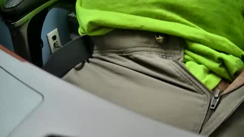 Snapshot of yuppers1234 chatting on February 7, 2026, 2:32 pm yuppers1234 online show from February 7, 2026, 2:32 pm