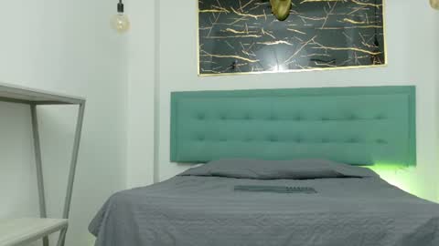 Snapshot of yuri_queen chatting on June 26, 2026, 8:35 pm yuri queen online show from June 26, 2026, 8:35 pm
