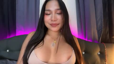 Snapshot of yuriefoster chatting on July 6, 2026, 3:25 pm Yurie online show from July 6, 2026, 3:25 pm