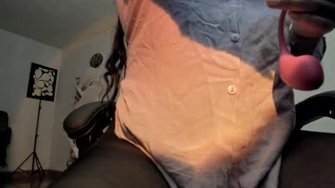 paola online show from December 22, 2025, 8:17 pm