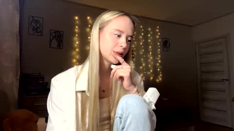 May online show from January 15, 2026, 4:44 pm