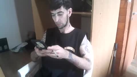 Yuumi online show from October 20, 2025, 6:41 pm