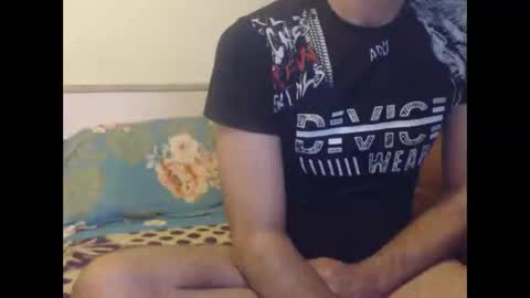 Snapshot of yvesstorm5 chatting on February 19, 2025, 8:52 pm yvesstorm5 online show from February 19, 2025, 8:52 pm