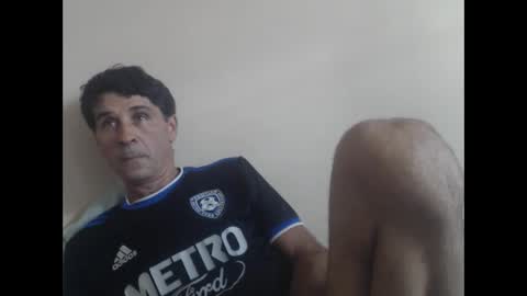 Snapshot of yvesstorm5 chatting on September 21, 2025, 2:40 pm yvesstorm5 online show from September 21, 2025, 2:40 pm