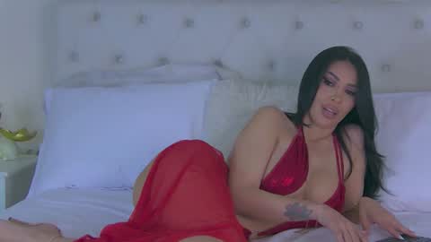 Laura online show from May 9, 2026, 5:01 am