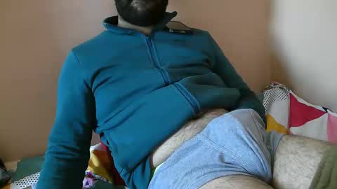 Bi BearXXX online show from April 6, 2026, 6:14 am