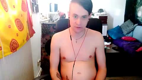 Snapshot of yyscript chatting on March 7, 2025, 3:49 pm online show from March 7, 2025, 3:49 pm