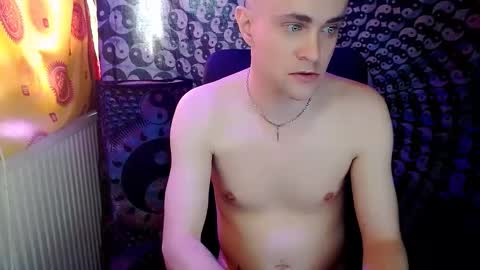 Snapshot of yyscript chatting on March 9, 2025, 1:37 pm online show from March 9, 2025, 1:37 pm