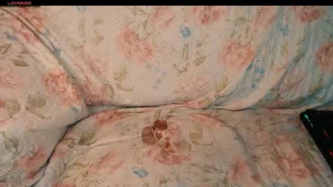 yzza_suave online show from March 23, 2026, 10:03 pm