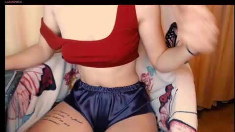 Snapshot of yzza_suave chatting on July 4, 2026, 7:09 pm yzza_suave online show from July 4, 2026, 7:09 pm