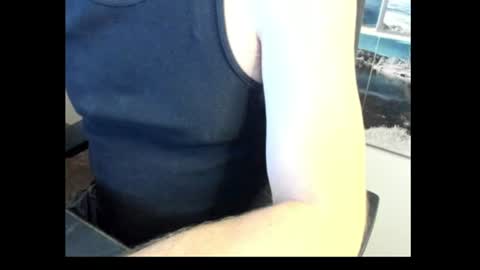 Snapshot of z72890 chatting on August 1, 2026, 8:57 am See J online show from August 1, 2026, 8:57 am