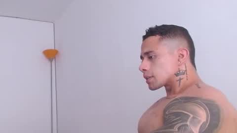 Snapshot of zac_colleng07 chatting on February 15, 2025, 10:10 pm Zac Colleng online show from February 15, 2025, 10:10 pm