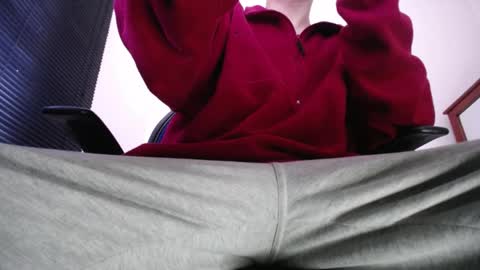 Zac Freelance model online show from May 26, 2026, 2:57 pm