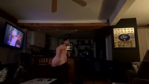 zach42104 online show from March 19, 2026, 7:01 am