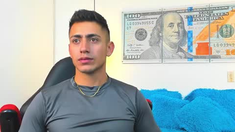 zachpri20 online show from January 4, 2025, 5:48 am