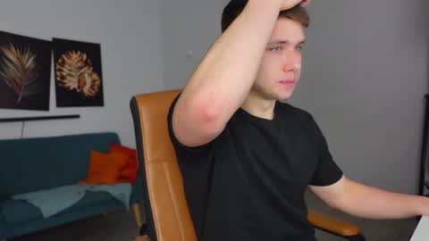 ZACK GILLIAN online show from May 8, 2026, 8:36 pm