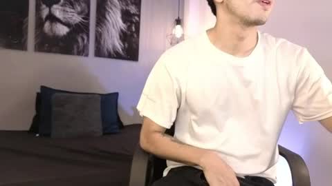 zack_isback online show from April 23, 2026, 7:49 pm