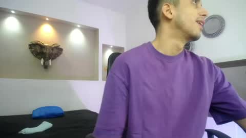 zack_isback online show from May 22, 2026, 1:17 pm