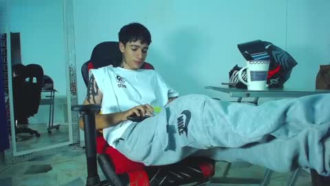 Snapshot of zacktk7 chatting on January 14, 2025, 8:04 pm zack online show from January 14, 2025, 8:04 pm