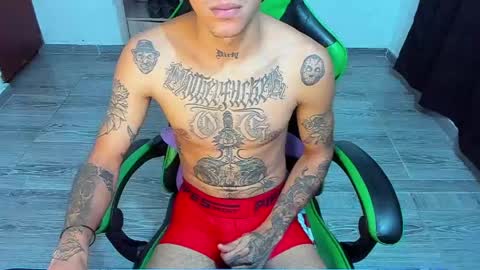 Snapshot of zafirocum chatting on March 30, 2026, 11:33 am BiG Zafiro online show from March 30, 2026, 11:33 am