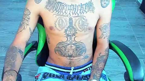 Snapshot of zafirocum chatting on April 15, 2026, 8:54 am BiG Zafiro online show from April 15, 2026, 8:54 am