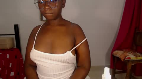 Snapshot of zahhysims chatting on February 21, 2025, 10:28 am zahhy online show from February 21, 2025, 10:28 am