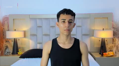 zahir_ashar online show from April 22, 2026, 11:45 am