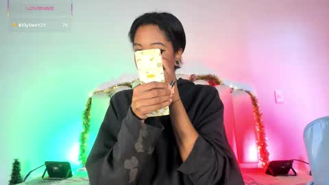 Zaira online show from November 30, 2025, 1:48 pm