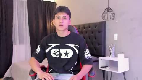 Samuel online show from June 20, 2026, 7:38 pm