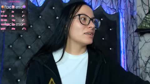 Snapshot of zami_escobar_of chatting on September 8, 2025, 7:02 pm   online show from September 8, 2025, 7:02 pm